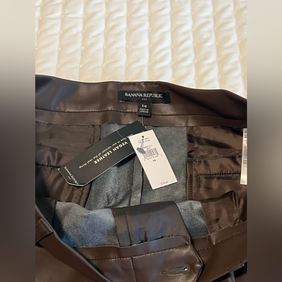 Vegan Leather shorts - Banana Republic - Picture 2 of 4